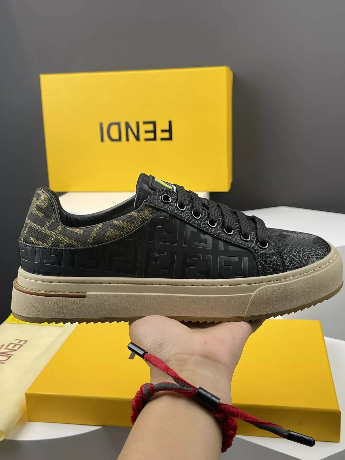 fendi decontractees chaussures pour homme s_12743221